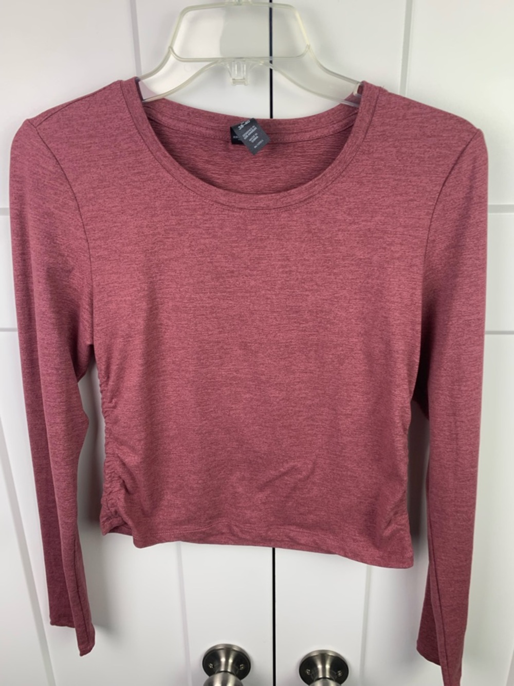 Zobha Crop Top Long Sleeve MEDIUM Red Athletic Yoga Fitness Ruched Slimming